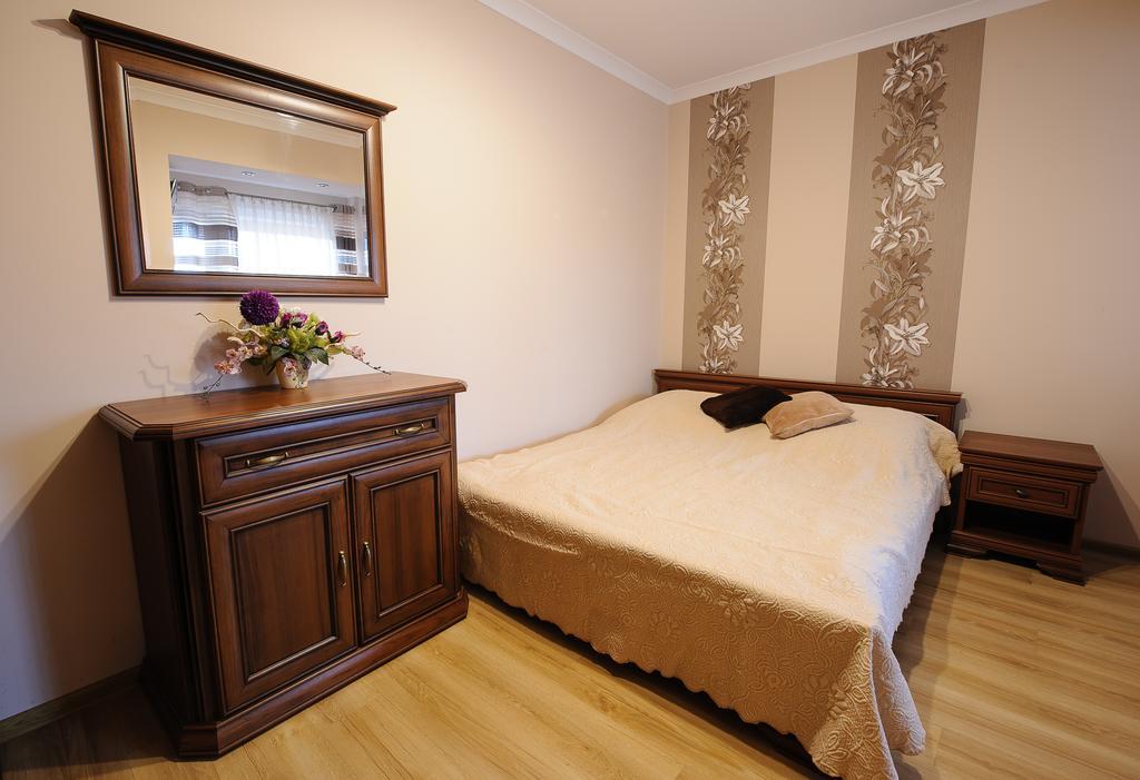 Pokoje I Apartamenty Iwona Ciechocinek Buitenkant foto